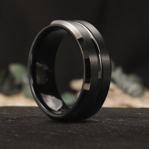 Wolfraamtrouwring heren, zwart gegroefde wolfraamring, 8 mm heren zwart geborstelde trouwring, verlovingsring, jubileumring
