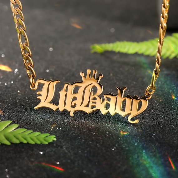 Nameplate necklace with crown deals