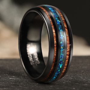 Koa-hout blauwe opaal wolfraam ring, zwarte wolfraamcarbide ring, Hawaiiaanse houtopaal trouwringen, 8 mm dames-mannen ringen, houten ring