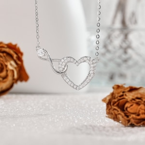 Unendlich Herz Halskette, 925 Sterling Silber CZ Diamanten Halskette, Herz Charm Anhänger, Herz Schmuck, Versprechen Geschenk für Sie