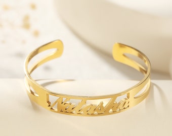 Custom Name Bangle - Personalized Bracelet - Personalized Bangle - Name Engraved Bangle - Bridesmaid Gift - Wedding Gift