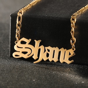 Personalisierte Namenskette, Minimalistische Namenskette, Buchstaben Halskette, Gold Namenskette, personalisierter Schmuck, Geschenk für Sie