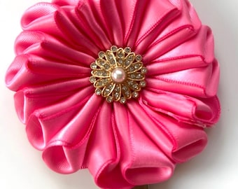Handmade Bright Pink Dog Show Ring Clip | Crystal Center Exhibitor Number Holder