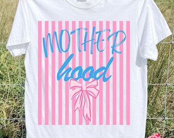 Camiseta de maternidad a rayas PNG, diseño de sublimación para mamás modernas, camiseta de mamá estilo preppy (archivo PNG)