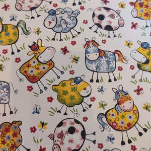 Vinilo al agua de cerámica o vidrio, Patrón de granja funky. Dibujos animados de vacas, ovejas y cerdos. Dibujo infantil. Colores brillantes. Bonito estilo peculiar.
