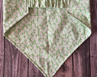 Dog Bandana, Delightful Daisy, Elastic Pet Bandana, Scrunchie Dog Bandana, Personalized Dog Bandana