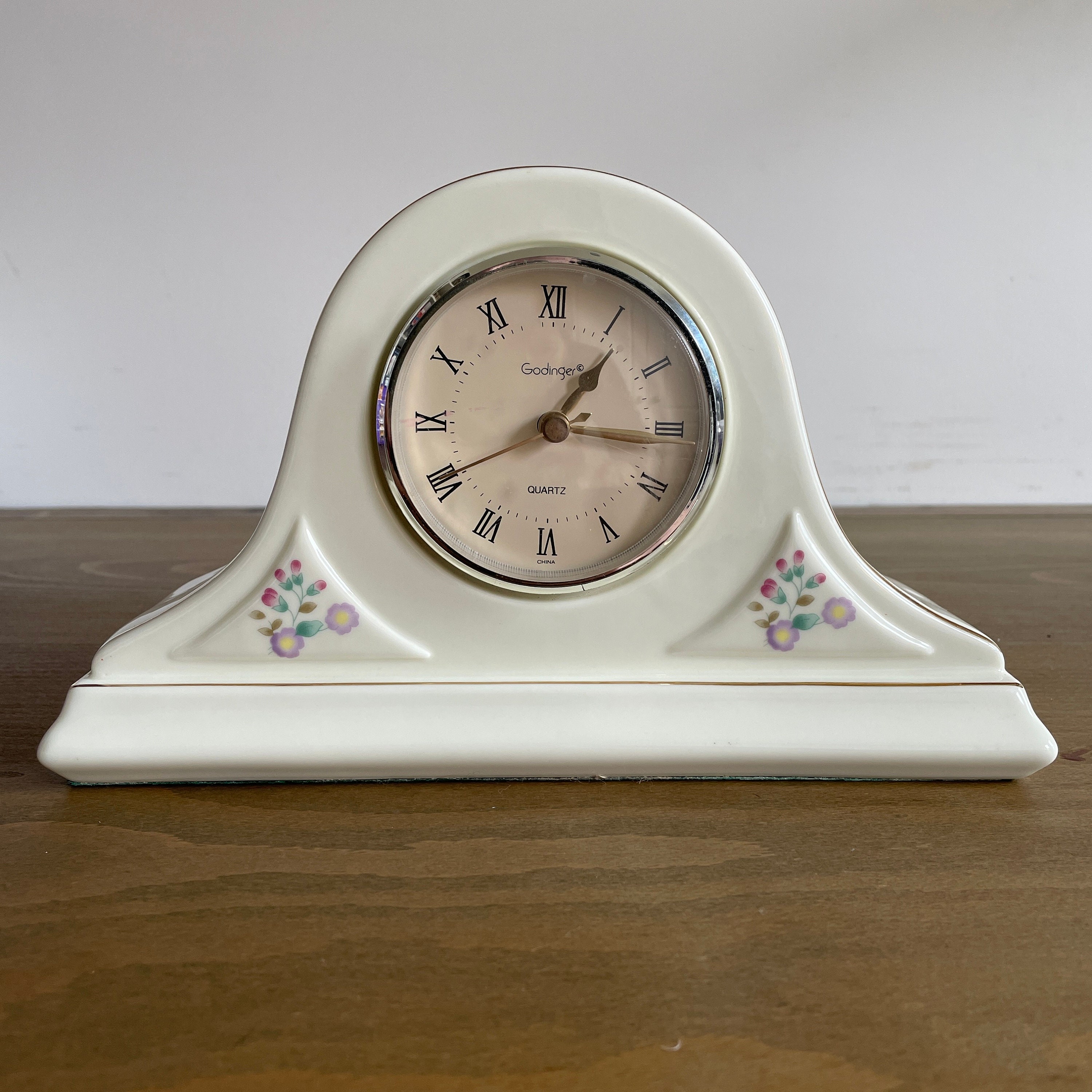 アウトレット LAURA ASHLEY アラームクロック グレーホワイト LAURA