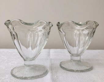 2 Clear glass dessert dish bowls