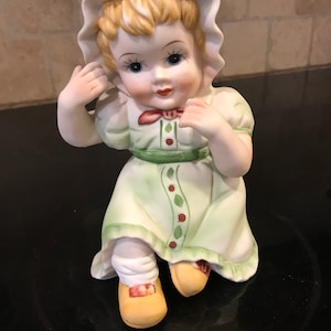 7&quot; Lefton Piano Baby Girl