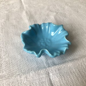 Cute Blue Dogwood Ring Jewelry Dish