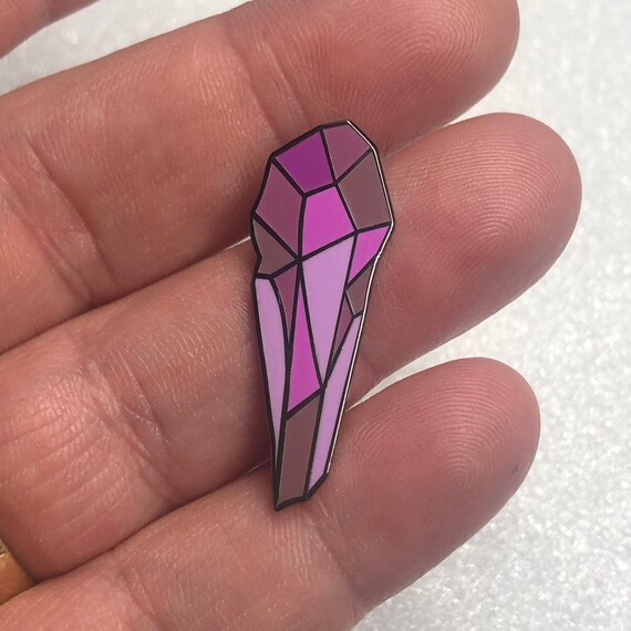 Dark Crystal Enamel Pin