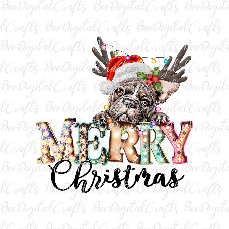 Pu&ograve; includere: Un saluto natalizio festoso con le parole "Buon Natale" in lettere colorate e scintillanti. Un bulldog francese con un cappello di Babbo Natale e corna di renna spunta da dietro le lettere.