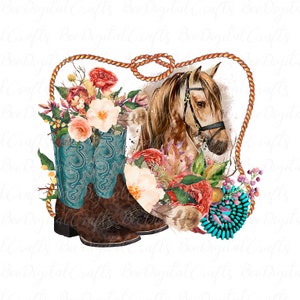 Puede incluir: Una ilustración de acuarela de un caballo marrón con una brida azul, un par de botas de vaquero marrones con bordados turquesa y un ramo de flores rosas, blancas y rojas. Una cuerda marrón está atada en un nudo alrededor de la cabeza del caballo y las botas.