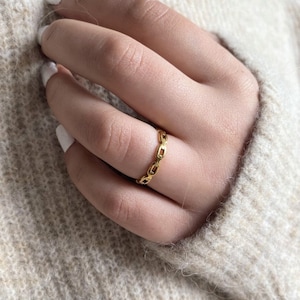 Link Chain Stackable Ring, Gianna Ring, Hypoallergenic, Ideal Gift for Her, Christmas Present Idea, Dainty Jewellery, Stocking Filler, xmas