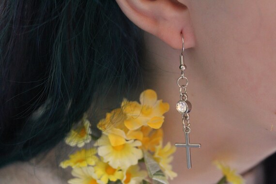 Cross earrings aesthetic discount