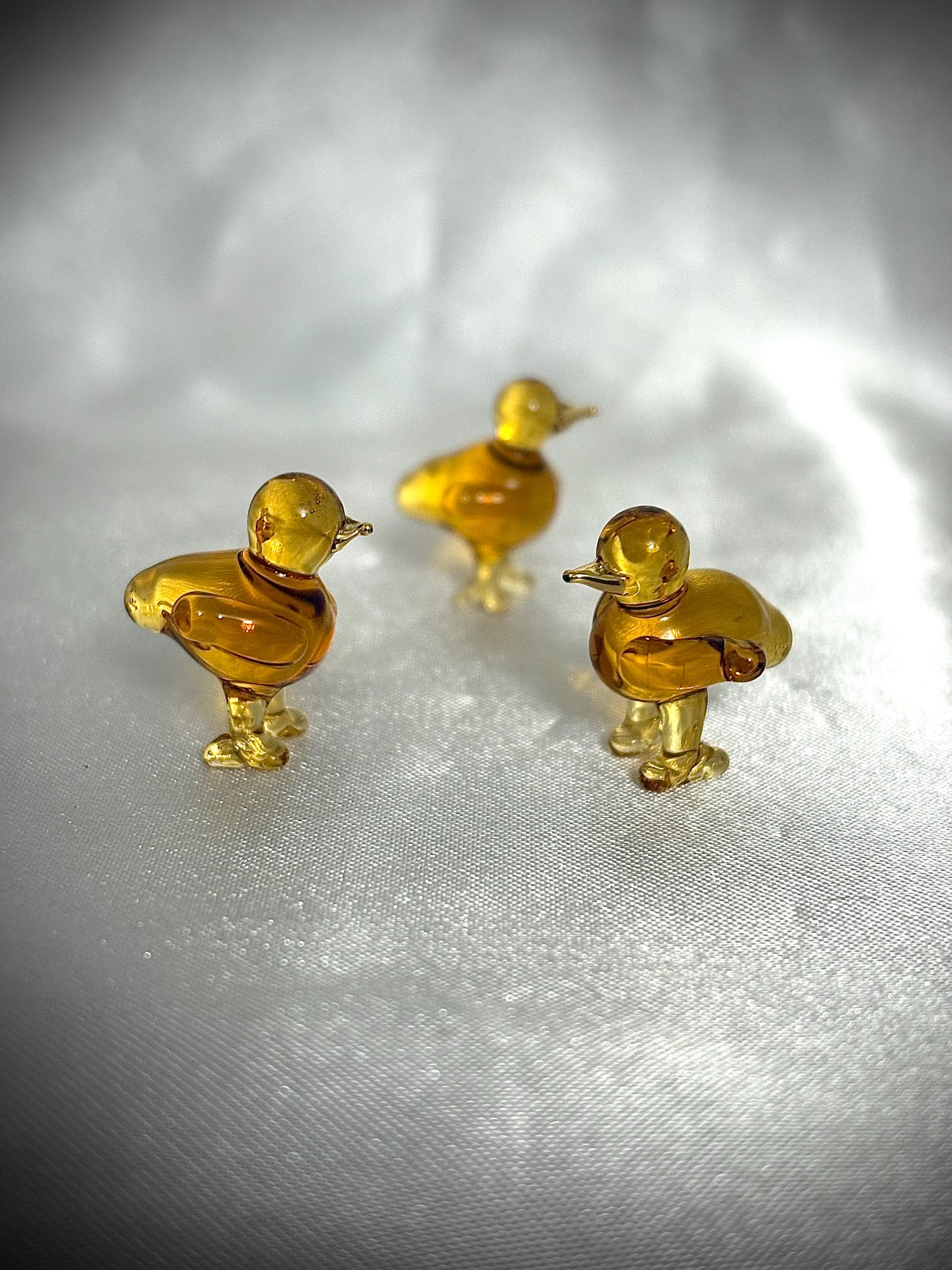 小さなガラスのひよこ - Etsy 日本