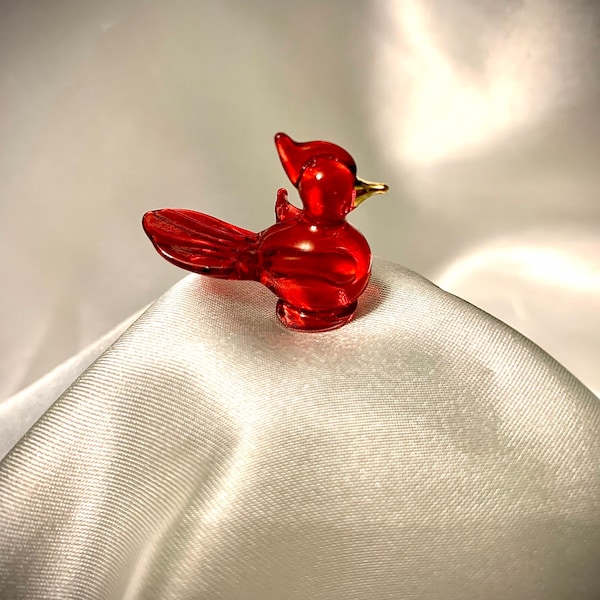 Cardinal miniature