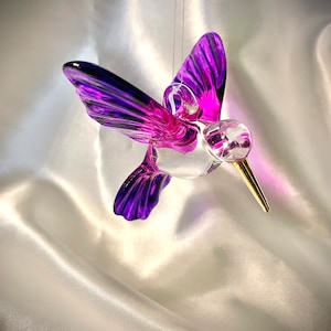 Glass hummingbird suncatcher