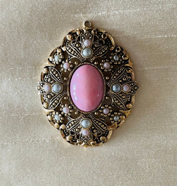 Vintage Avon, Pendant, Pink and Gold, 1970’s - image 1