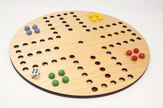 Juego de mesa Aggravation que incluye canicas y dados