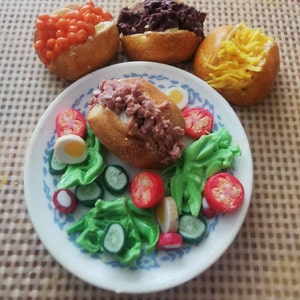 Miniature 1:6 Scale Jacket/Baked Potatoes with Salad. Option of fillings. Handmade Clay Food. Suitable for 11/12 inch dolls and dioramas.