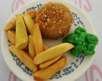 Miniature 1/6 Scale Fishcake, Chips and Mushy peas. beans or peas. Suitable for 11/12 inch dolls and dioramas. Handmade with Clay