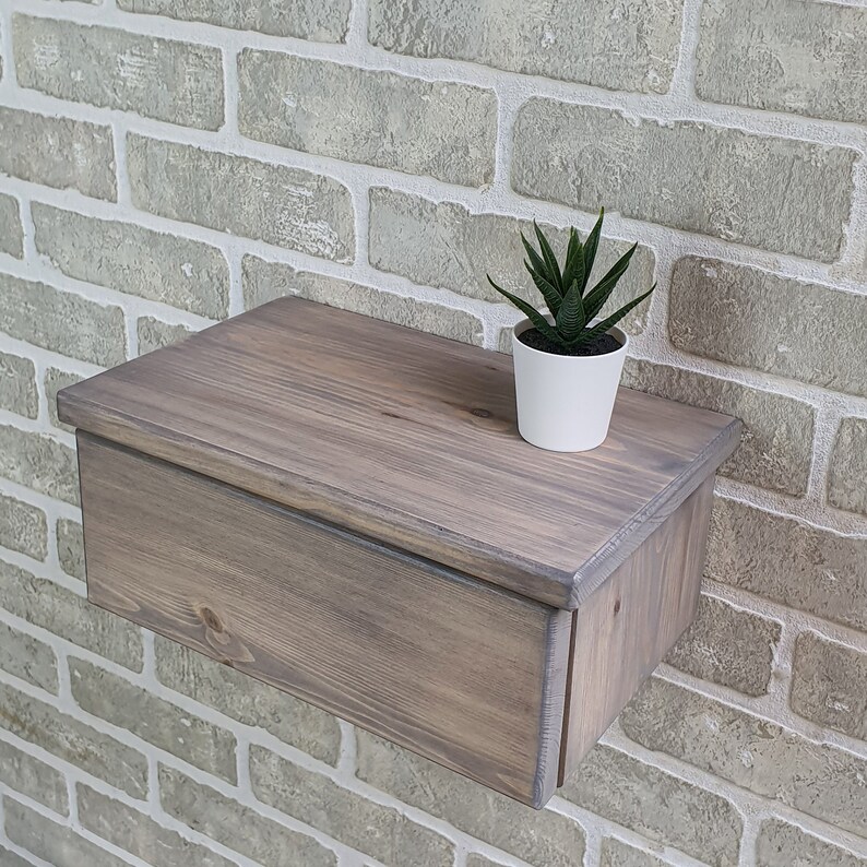 estantes de pino para pared