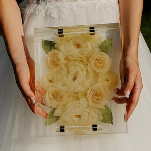 Wedding Bouquet Preservation Tray: Resin Tray with Dried Flowers