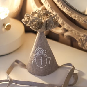 Heirloom Linen Birthday Party Hat, Personalized Birthday Party Hat, Gender Neutral first birthday, cake smash outfit, 1st birthday party hat