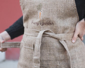 Personalized Gardening Gift, Custom Name Gardening Apron, Raw linen apron with pocket, Vintage rustic apron for women, gift for grandma