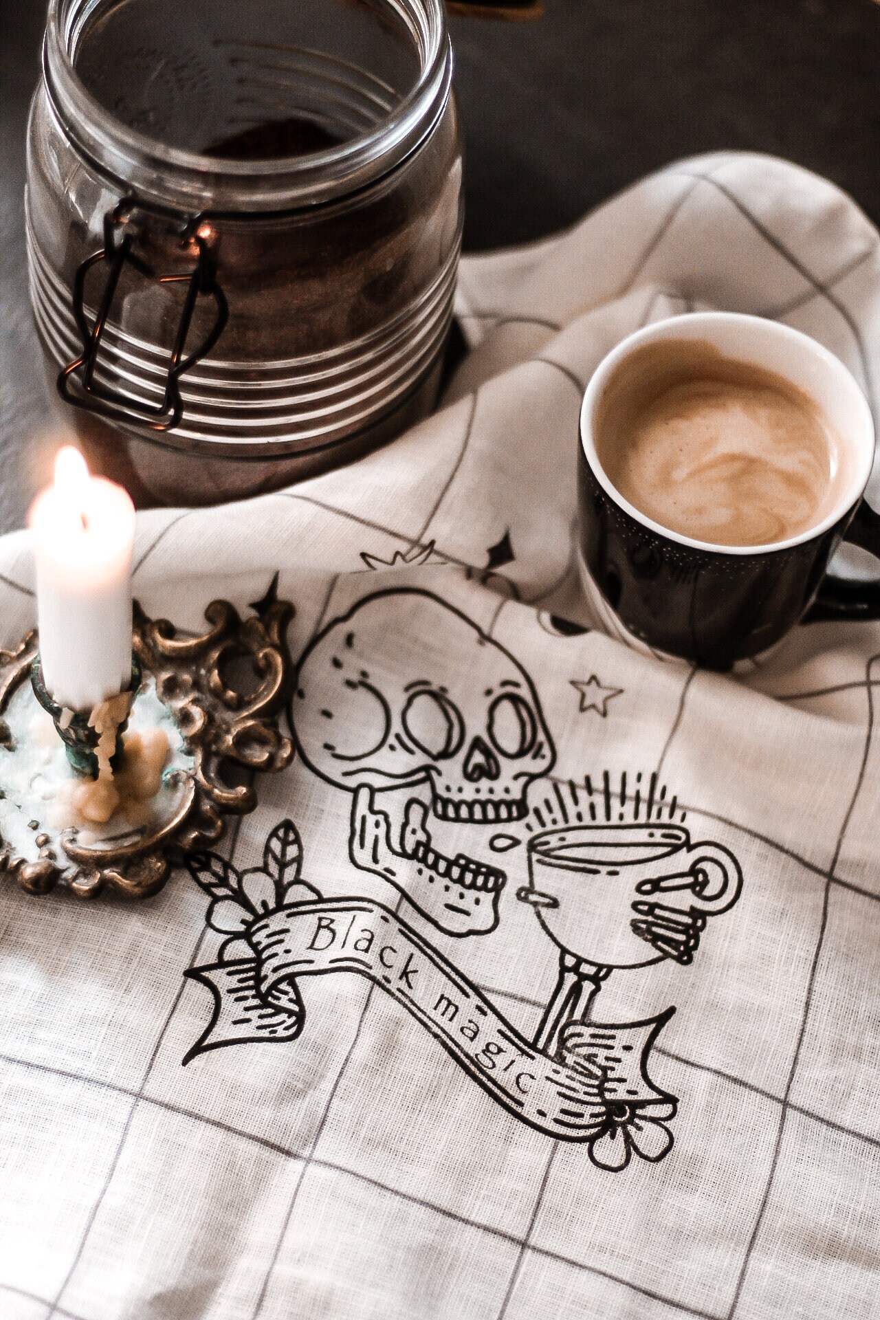 Vente en ligne de Torchon de Sophie Allport motif Halloween citrouilles