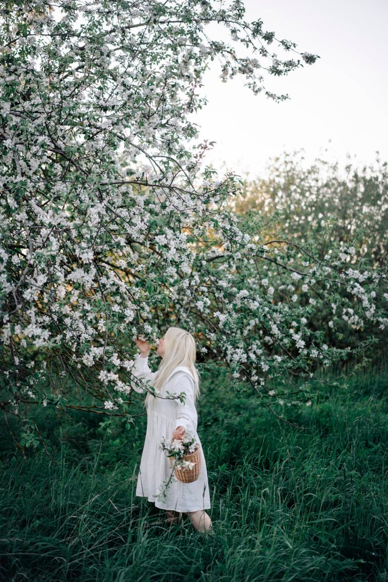 Natural linen summer dress with beautiful large collar / white shirt linen dress / White linen cottagecore dress image 4