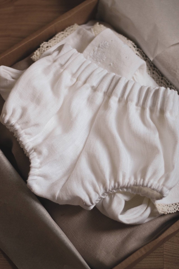 Bloomer blanc pour bebe fille short en lin pour toute petite Etsy France