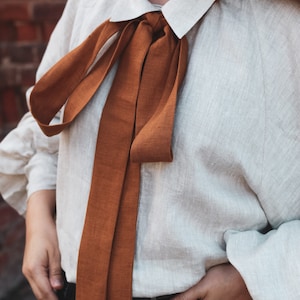 VALENTINA Leinenbluse, viktorianische Leinenbluse, Flax Poet-Shirt mit Puffärmeln, Edwardianisches Hemd, herbstliches viktorianisches Hemd, Bookish Bild 3