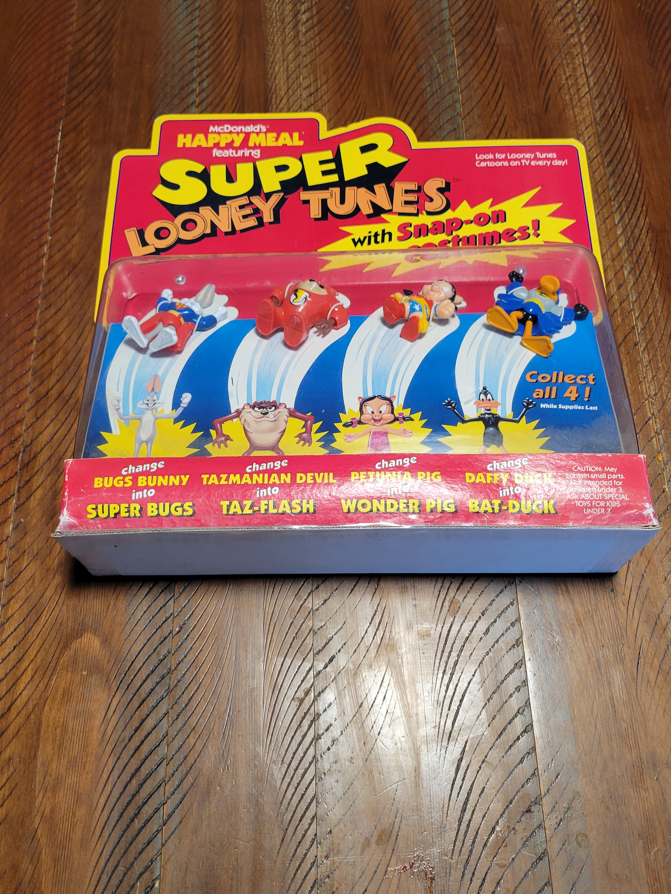 ミールトイ ディスプレイ SUPER LOONEY TUNES McDONALDS HAPPY MEAL WARNER BROS SUPER LOONEY TUNES STORE