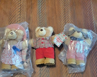 1986 Wendy's Teddy Bears Bundle Of 3.. 2 unopened sold together rare hard to find