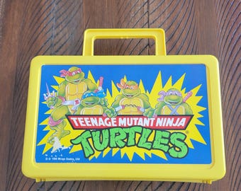 Estojo de lápis vintage das Tartarugas Ninja de 1990, item de recordação nostálgico.