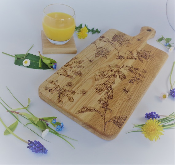 Wildflower Design | Oak Chopping / Display / Serving Board - Gift | House Warming, Birthday Present, Gift for Gardener