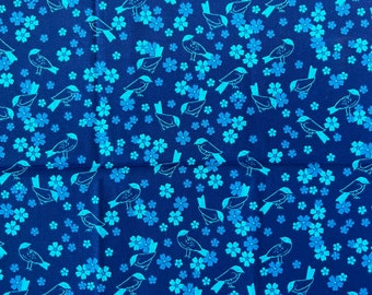 Tecido Azul Vintage em Algodão. Florais e pássaros. 43" x 36". 1 jarda