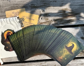 Oráculo de los Vivientes // Una baraja de oráculo de 63 cartas para el empoderamiento de las brujas y el autocuidado sagrado