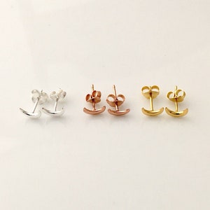 Ein Paar Mondsichel in Sterling Silber, Gelb Gold oder Rose Gold überzogene Silber Ohrstecker, himmlische Ohrringe