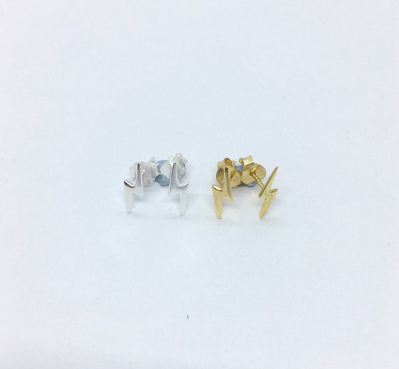 Katy Craig Orecchini A Perno In Argento Sterling 925 'Thunderbolt' – Piccoli (4x11 Mm), Unisex, In Confezione Regalo