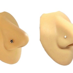 Winziger Stern- oder Blumen-Nasen-Knochen-Ohrstecker aus Sterlingsilber