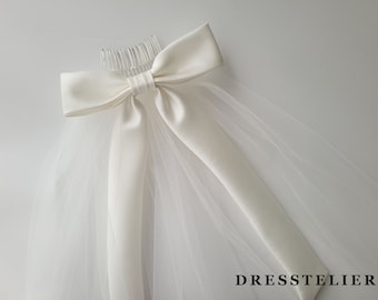Off White Bridal Veil with satin bow, Satin bow veil, wedding veil, oversized bow veil