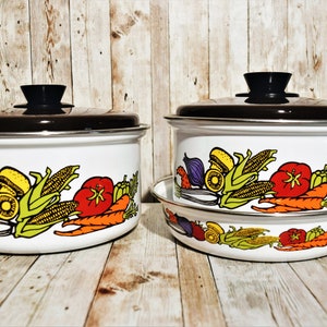 Vintage Garten Gemüse 5-teiliges Topf- und Pfannenset, Fingerhut 1975, Bauernhausküche, Kochgeschirr