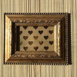 Vintage Ornate Golden Tabletop Picture Frame with Glass 13x9cm, Versatile Home Decor