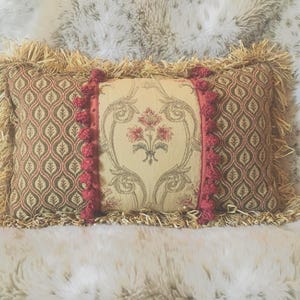 Tahoe Kissen mit Raffia Schleifenfransen