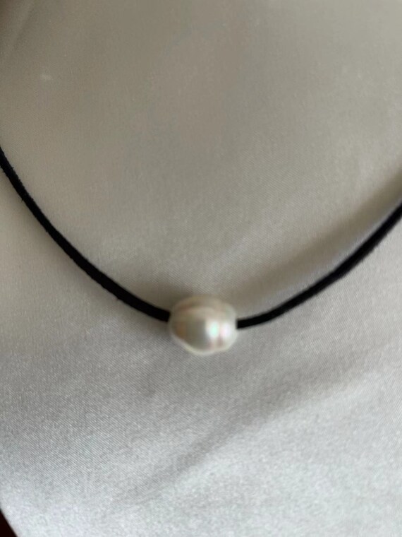 Single Freshwater Pearl W Leather Necklace Etsy Canada