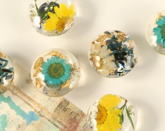 Ronde gedroogde bloem ladeknoppen, handgemaakte madeliefje kastknoppen, bloemenkast dressoir handgrepen meubelbeslag kastgrepen