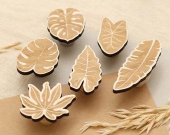Hölzerne tropische Blatt Knöpfe, Monstera Griffe Hardware, Blatt Buchenholz Türgriffe, runde Schubladengriffe, Boho Holzknäufe